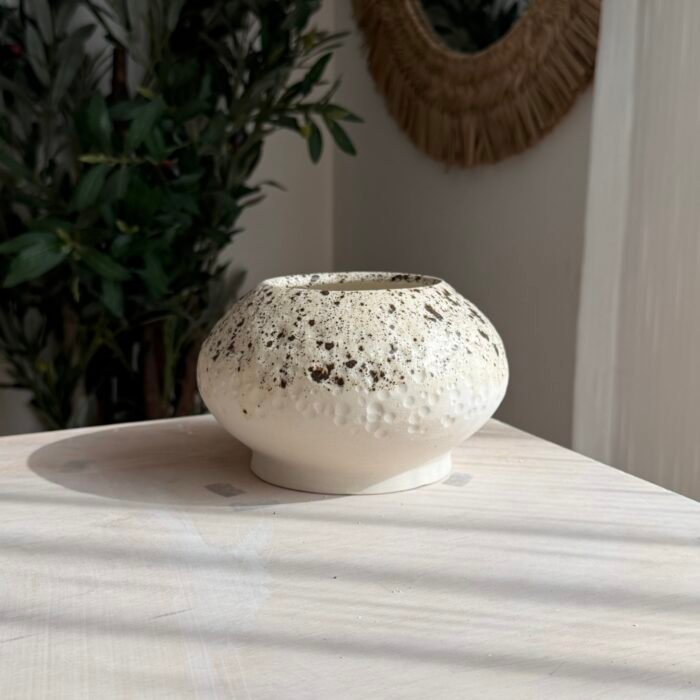 ⁦تحفة مع جليز منقط⁩ - الصورة ⁦2⁩